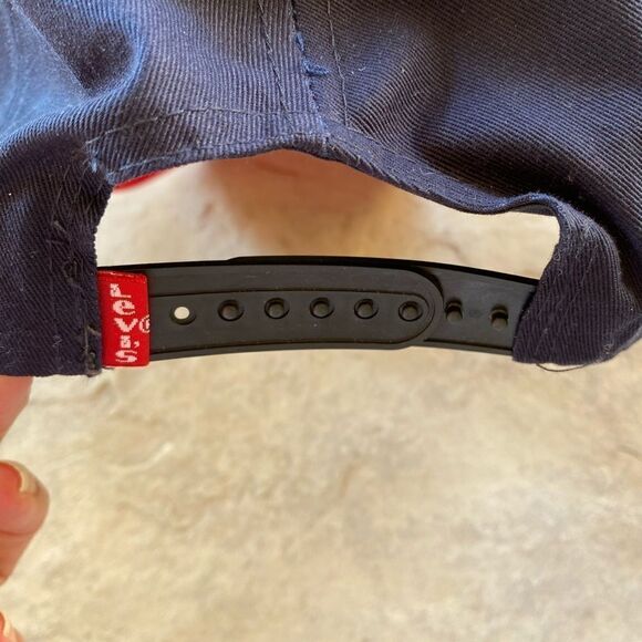 LEVI'S Unisex Two-Tone Snapback‎ Cap - Picture 5 of 5